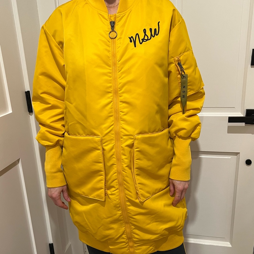 Nike Street Wear long puffer coat. Women’s small.